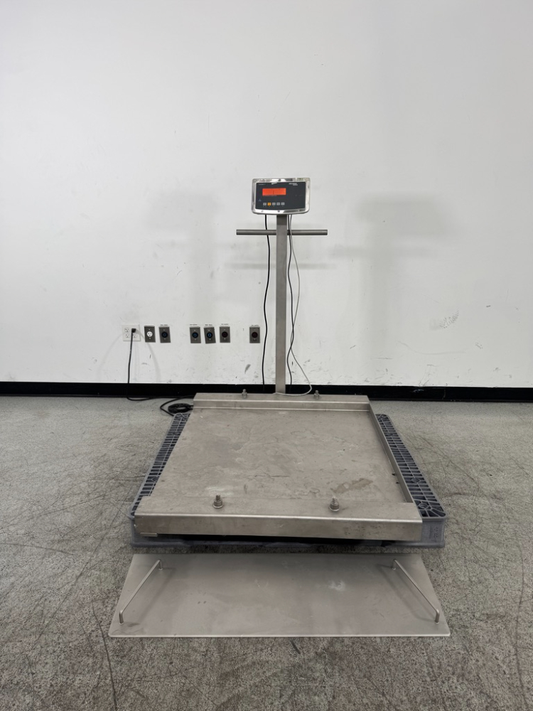 Image of Minebea Intec Combics 1 Floor Scale